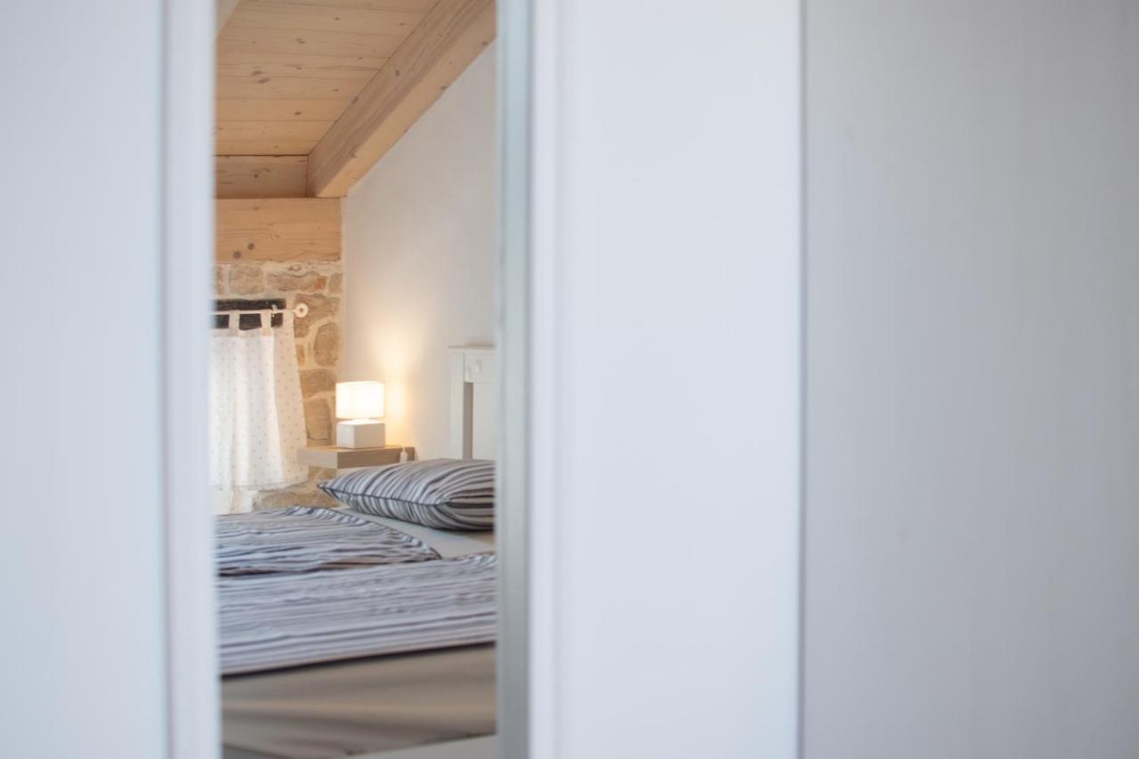 Apartments Nesatcium Pula Extérieur photo